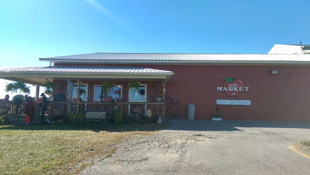 Apple Hills Farm Market & Gift Shop